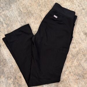 FIGS Kade Cargo Scrub Pants